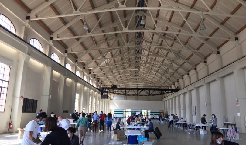 Coronavirus, consegna delle mascherine a Pistoia