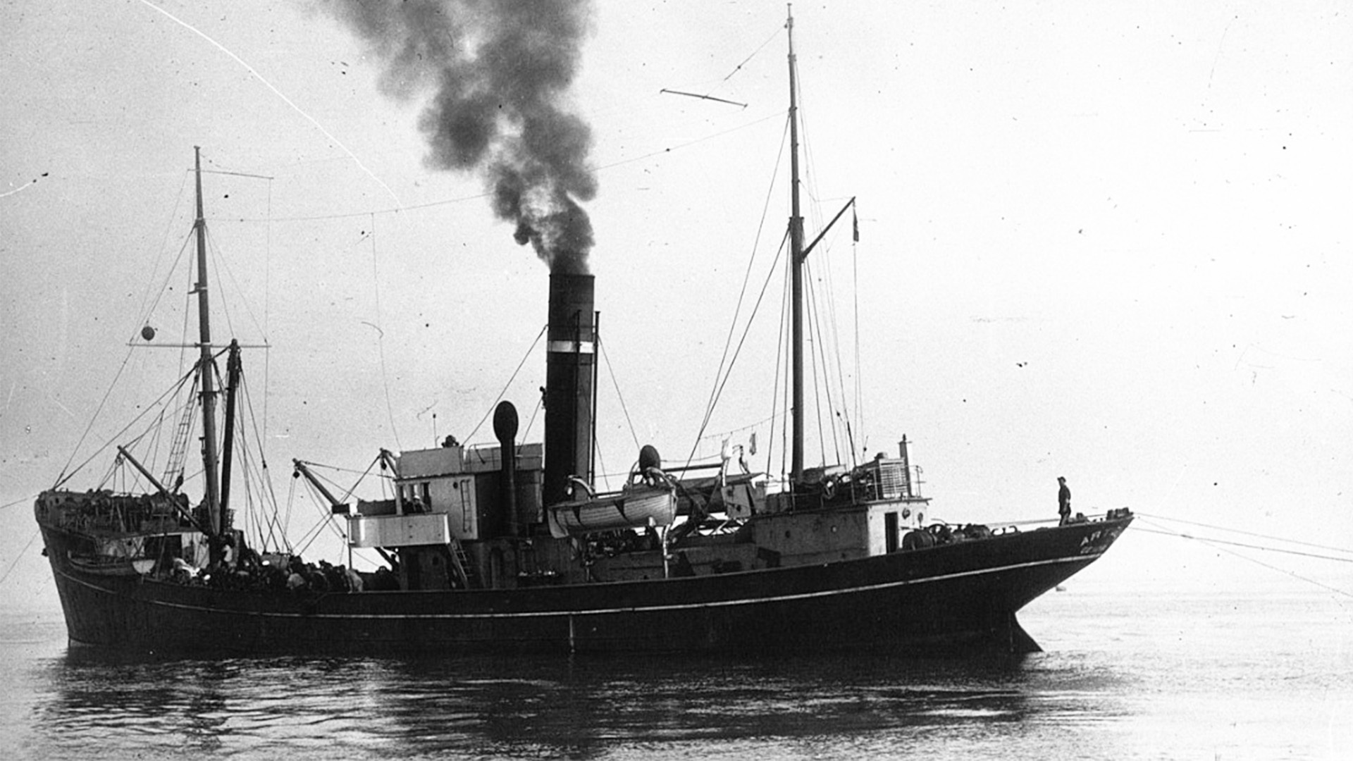 La nave Artiglio a Cherbourg